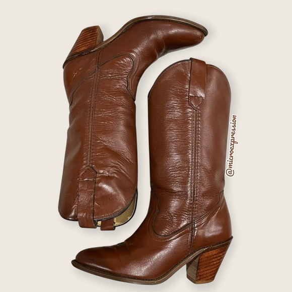 1990s Frye VINTAGE Pull On Brown Leather Low Heeled Cowboy Comfy Western Boot